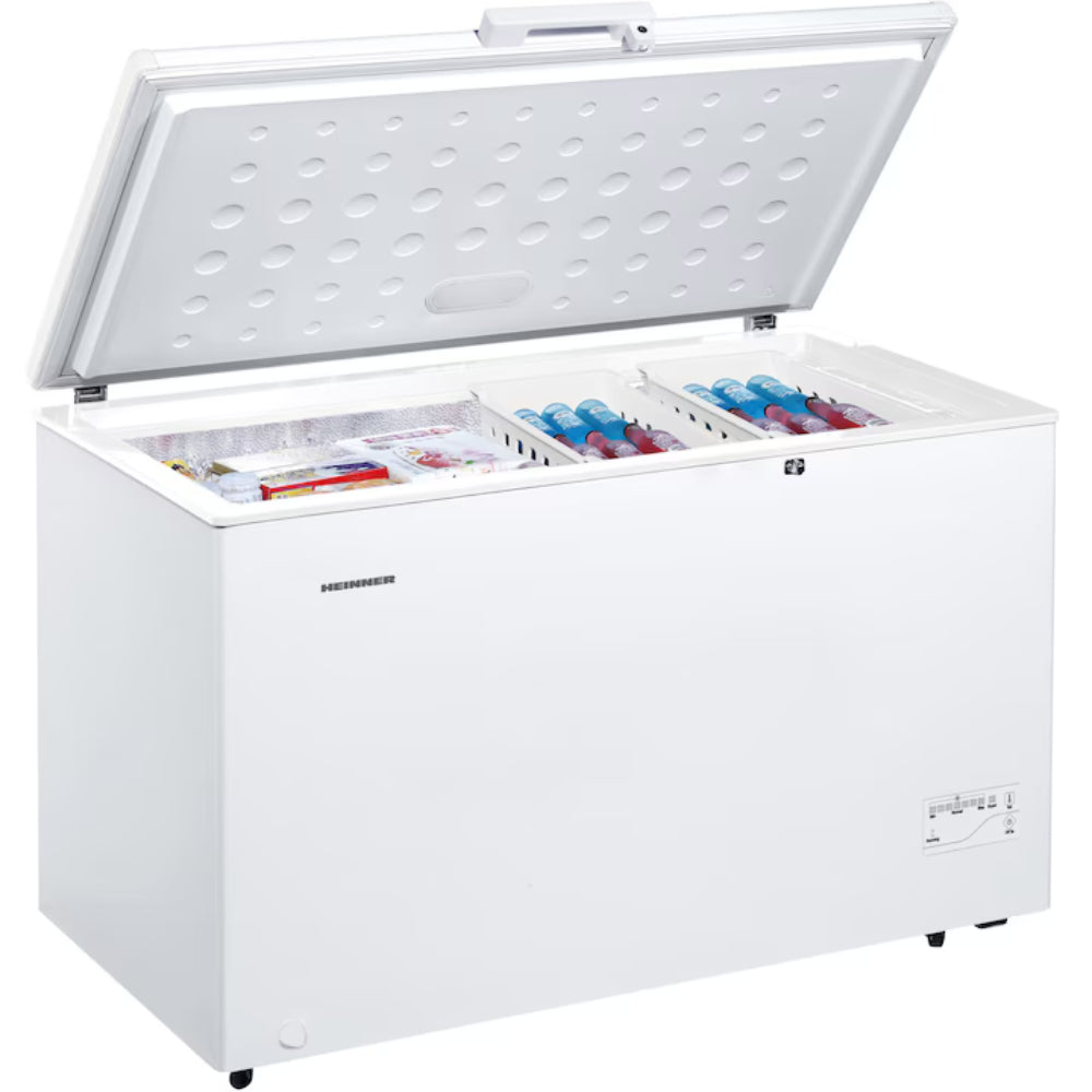 Heinner – HCF-HM371CE++ – Vrieskist – 371 Liter – Supervriezen – Low Frost – Digitale Thermostaat – LED Verlichting – Op Wieltjes – Wit